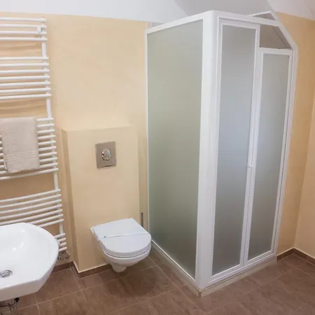 Bed & Breakfast Bak Vendeglo 3*