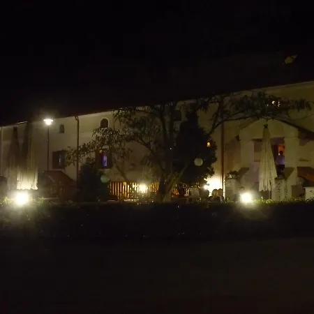 Bak Vendéglő 3* Gyulakeszi