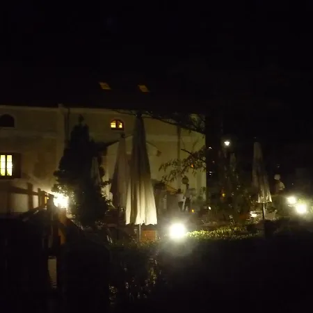 Bak Vendéglő 3* Gyulakeszi